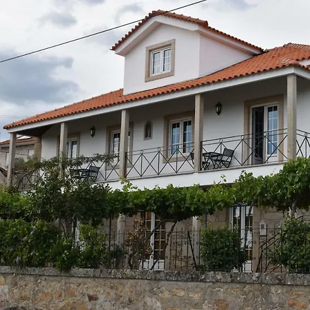 A Casa Do Professor Bed & Breakfast
